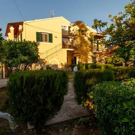Classy & Traditional House With Fantastic View